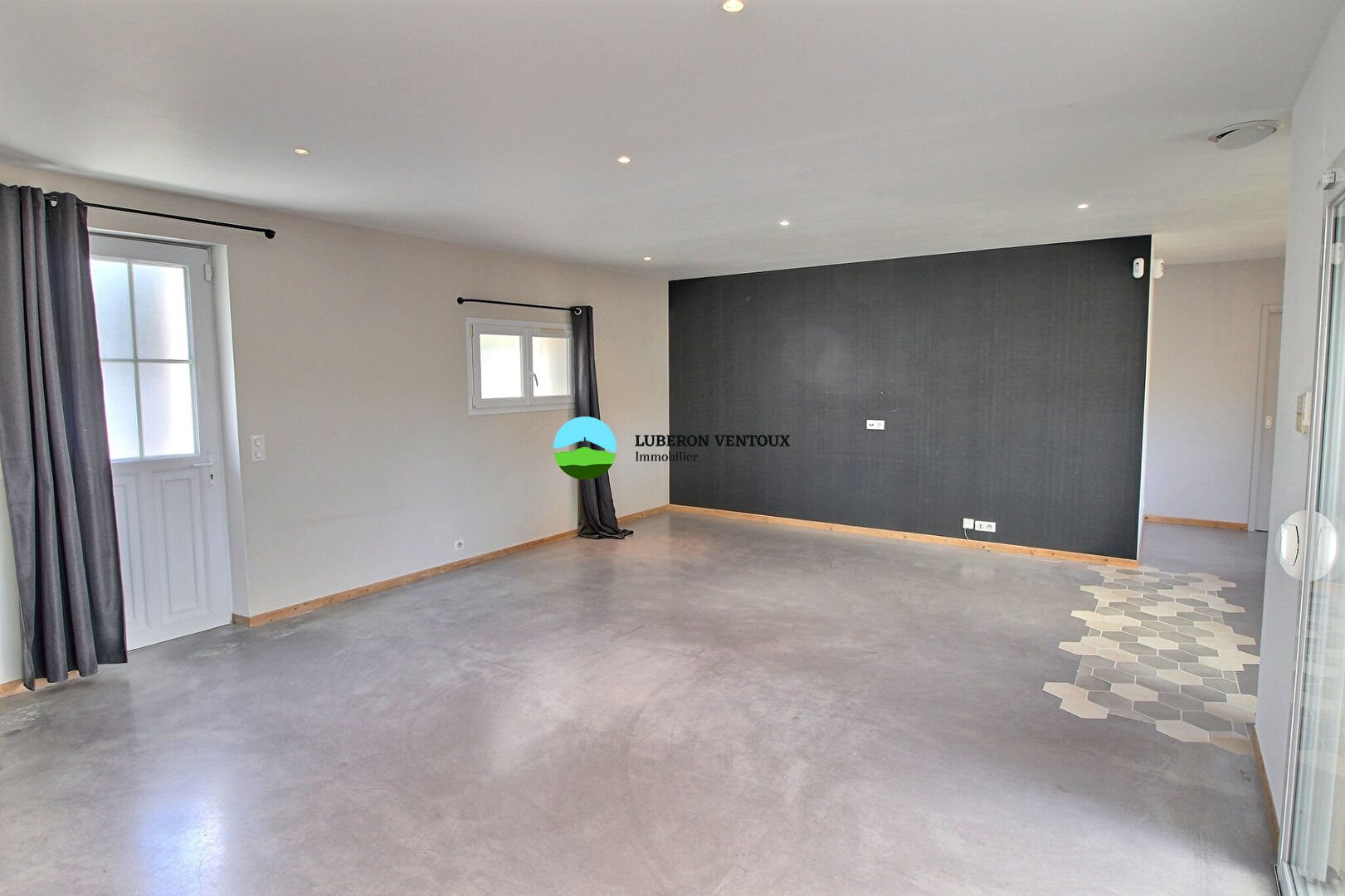 Maison à vendre, 151m², Caromb