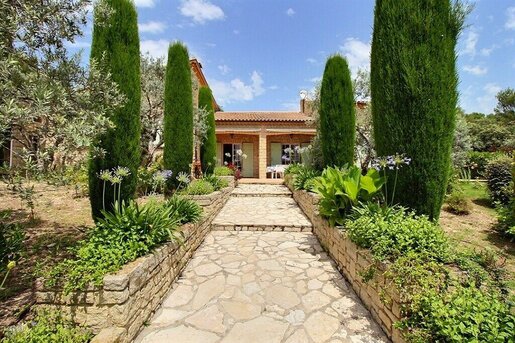 Maison 9 pièces 210 m² · à Crillon-le-Brave · 210 m² · 590 000 €
