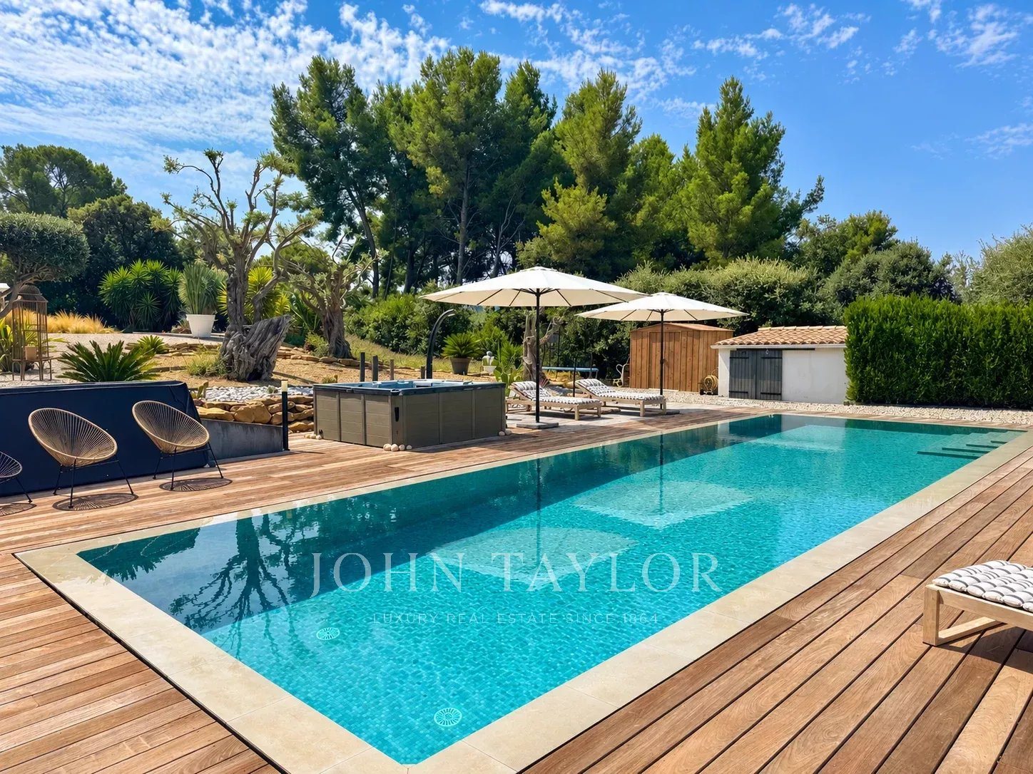 Maison à vendre, 200m², Saint-Cyr-sur-Mer