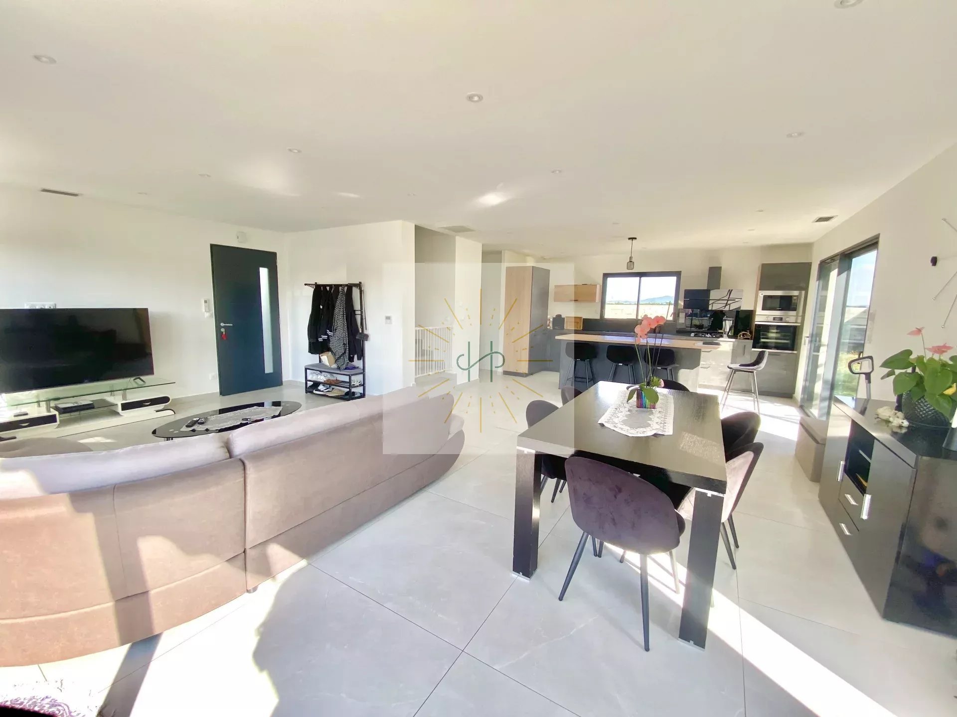 Maison à vendre, 119m², La Garde-Adhémar