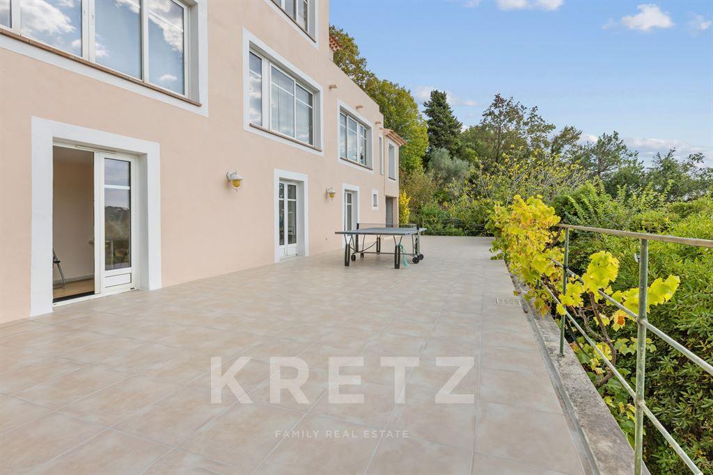 Maison à vendre, 240m², Villeneuve-Loubet