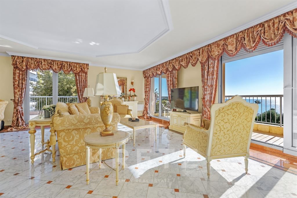 Maison à vendre, 360m², Vallauris