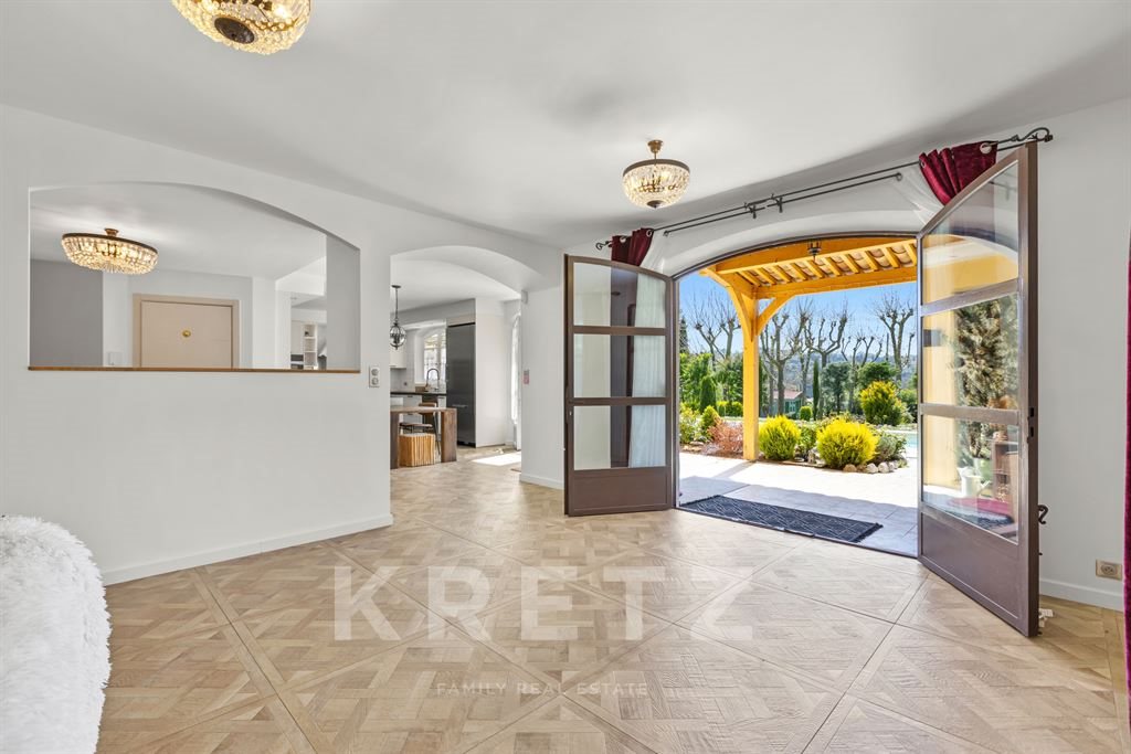Maison à vendre, 200m², Valbonne