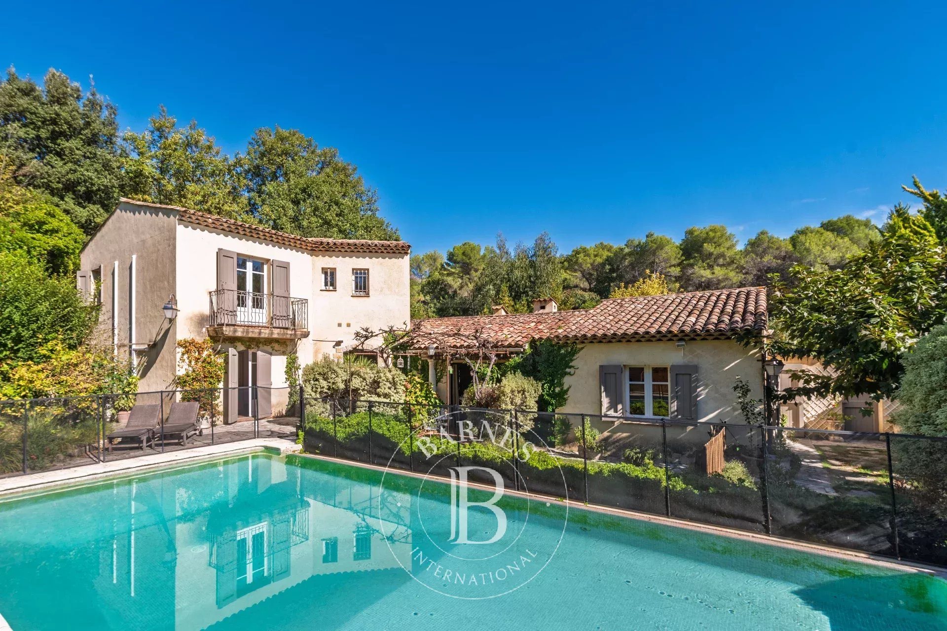 Maison à vendre, 158m², Roquefort-les-Pins