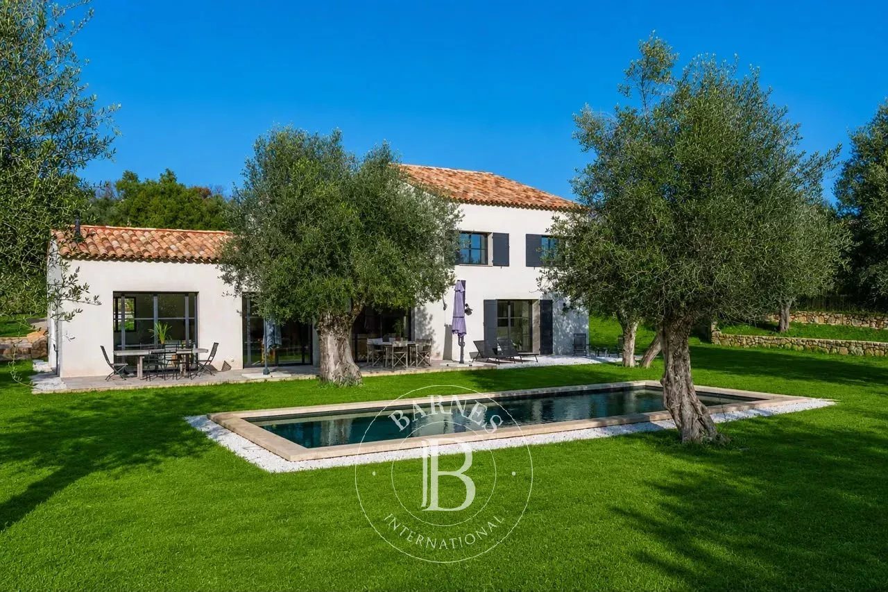 Maison à vendre, 207m², Valbonne