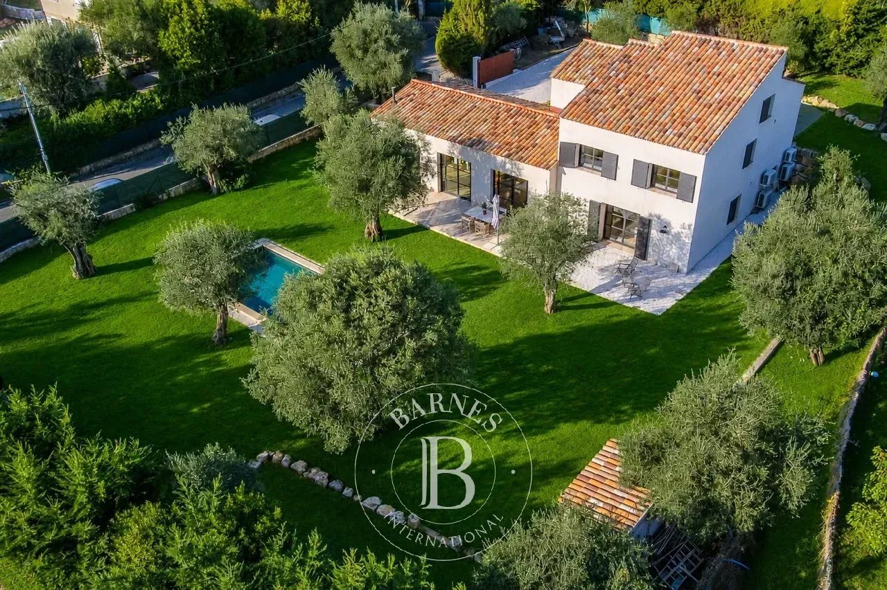 Maison à vendre, 207m², Valbonne
