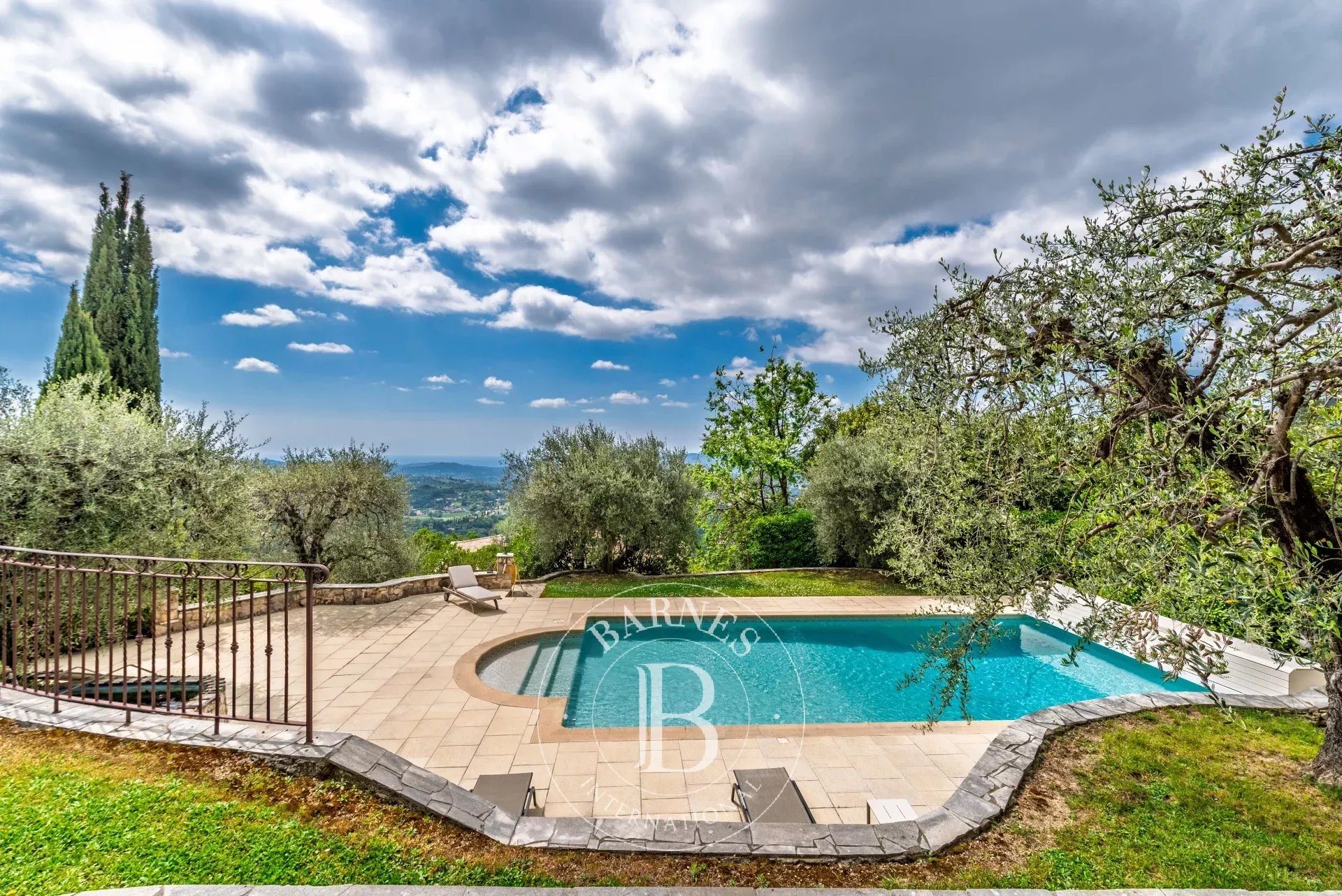 Maison à vendre, 240m², Grasse