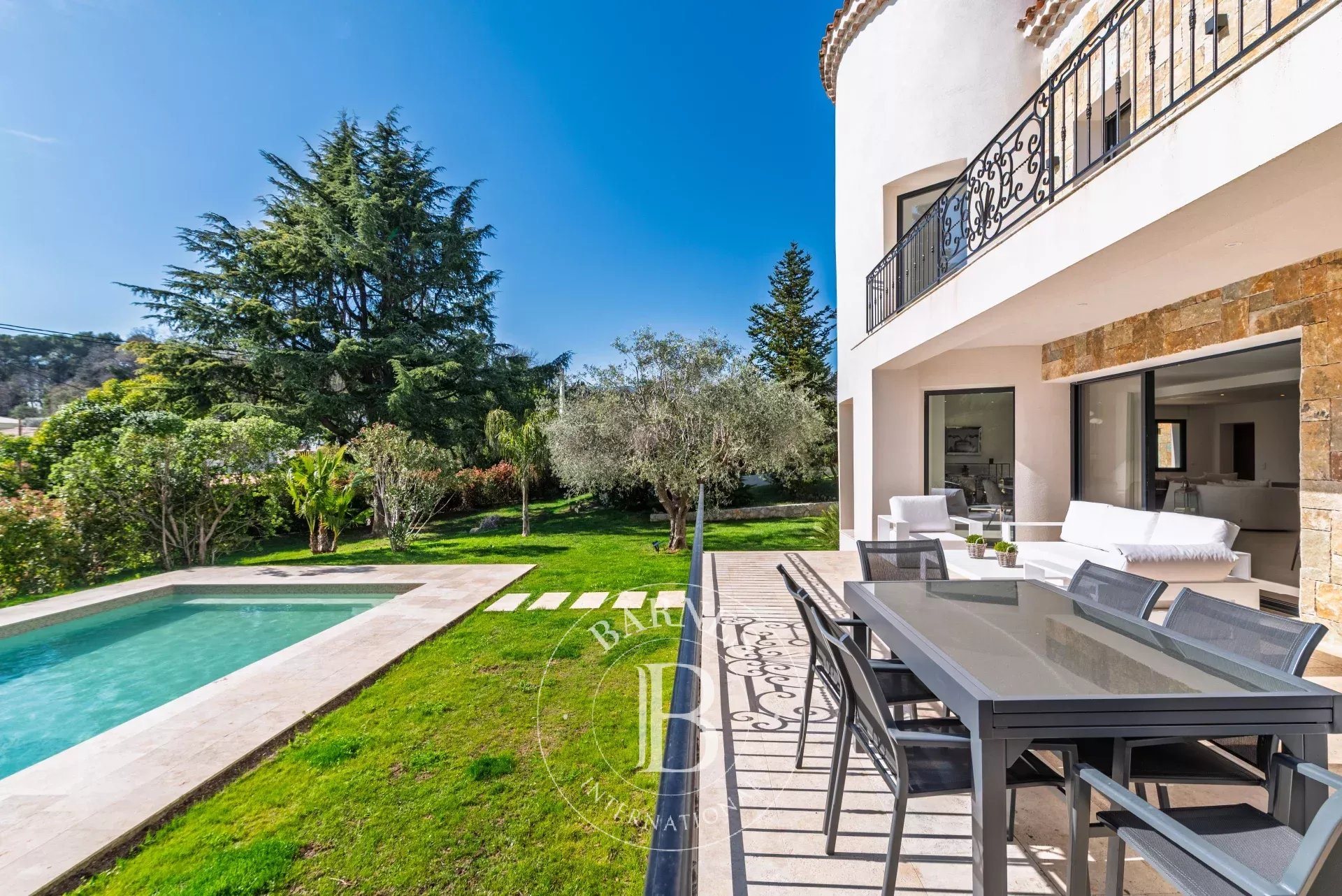 Maison à vendre, 324m², Valbonne