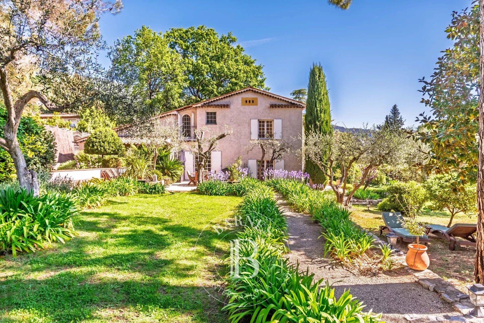 Maison à vendre, 266m², Spéracèdes