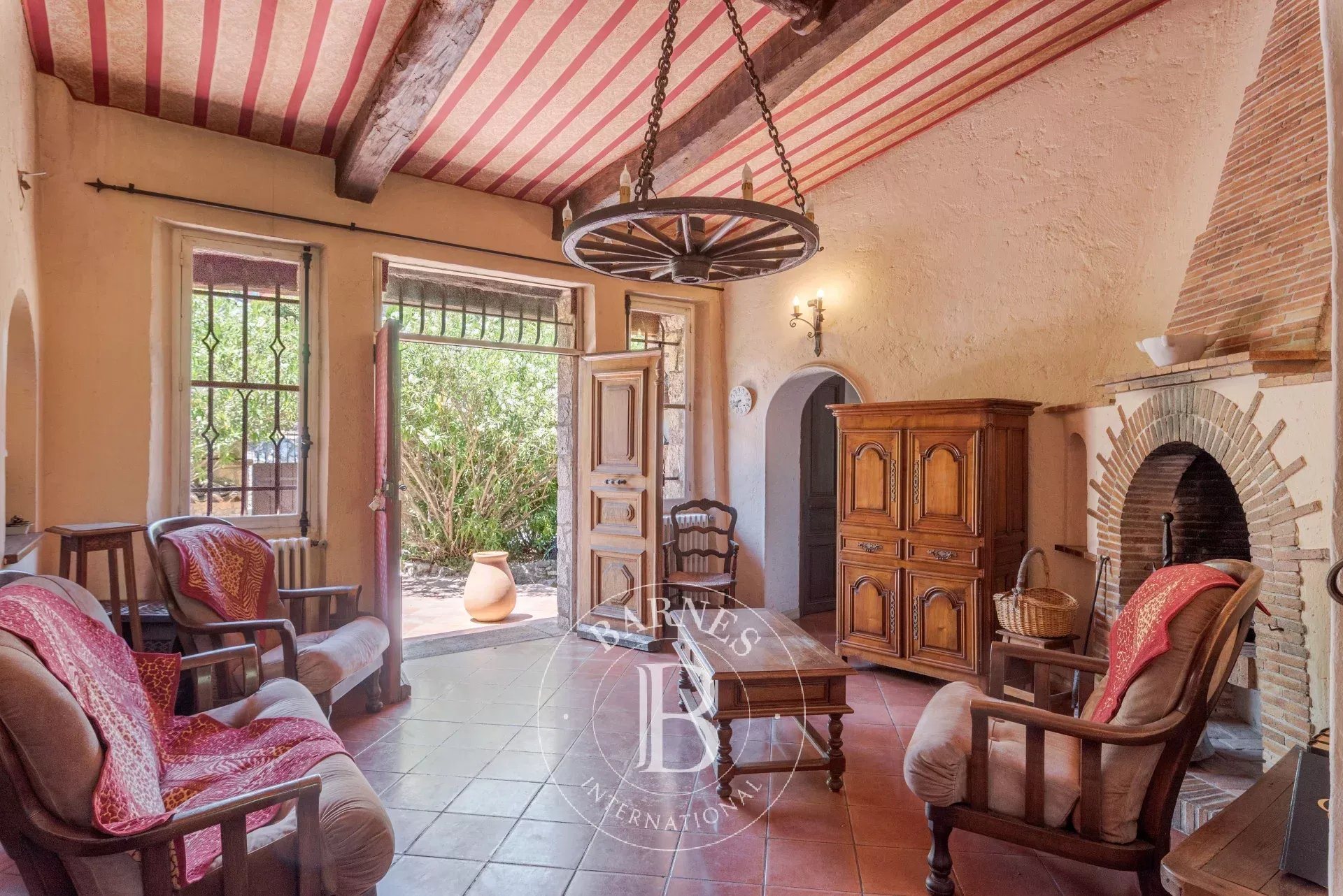 Maison à vendre, 330m², Grasse