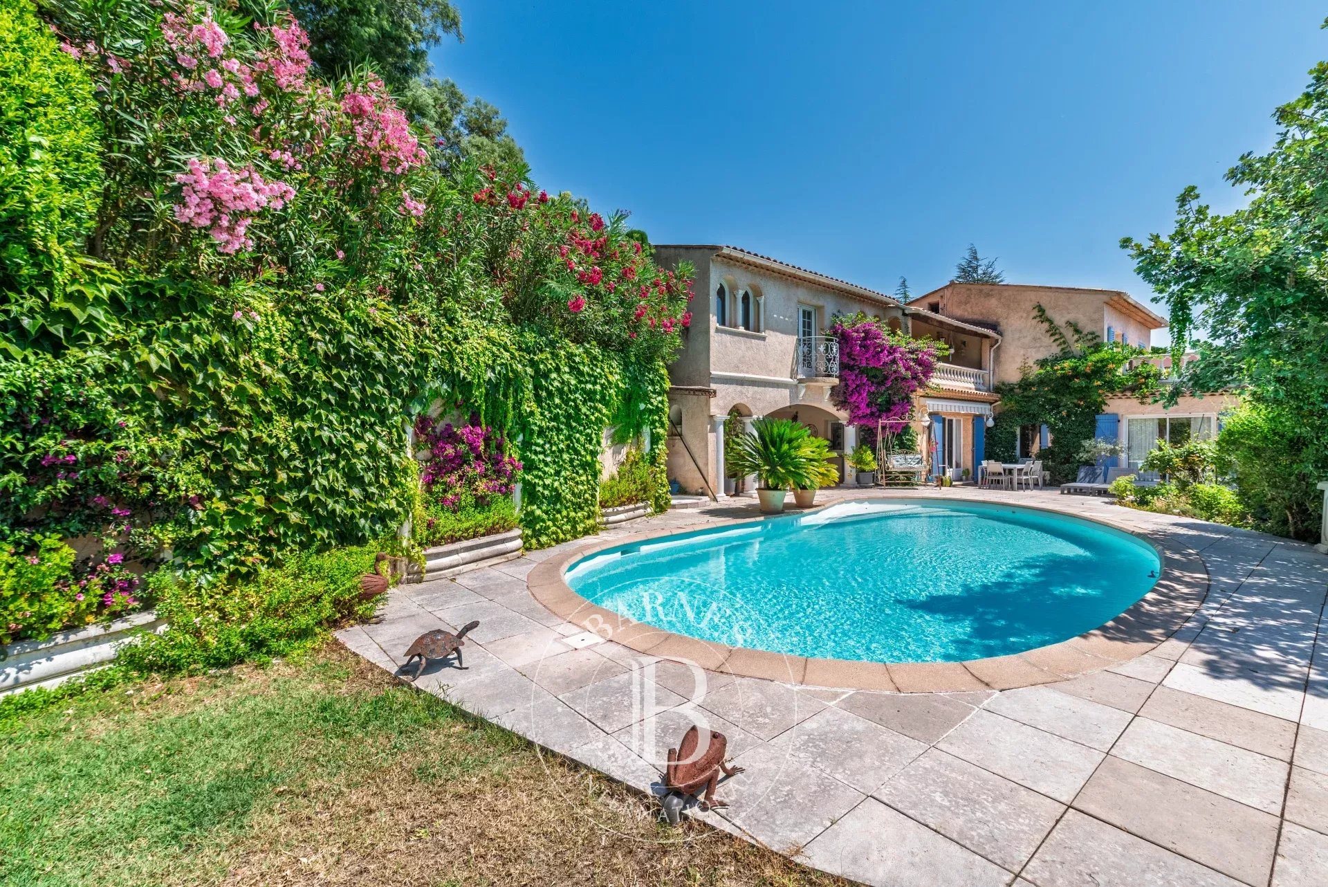 Maison à vendre, 231m², Auribeau-sur-Siagne