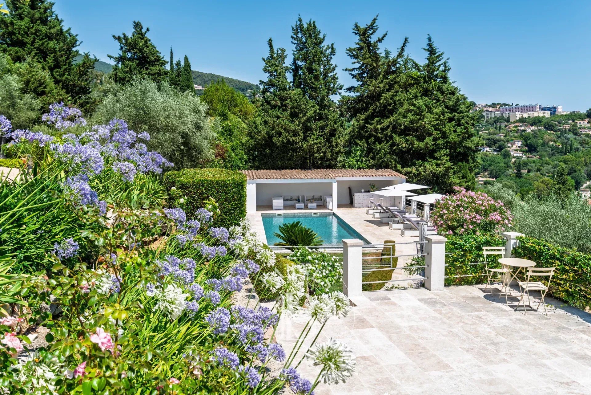 Maison à vendre, 220m², Grasse