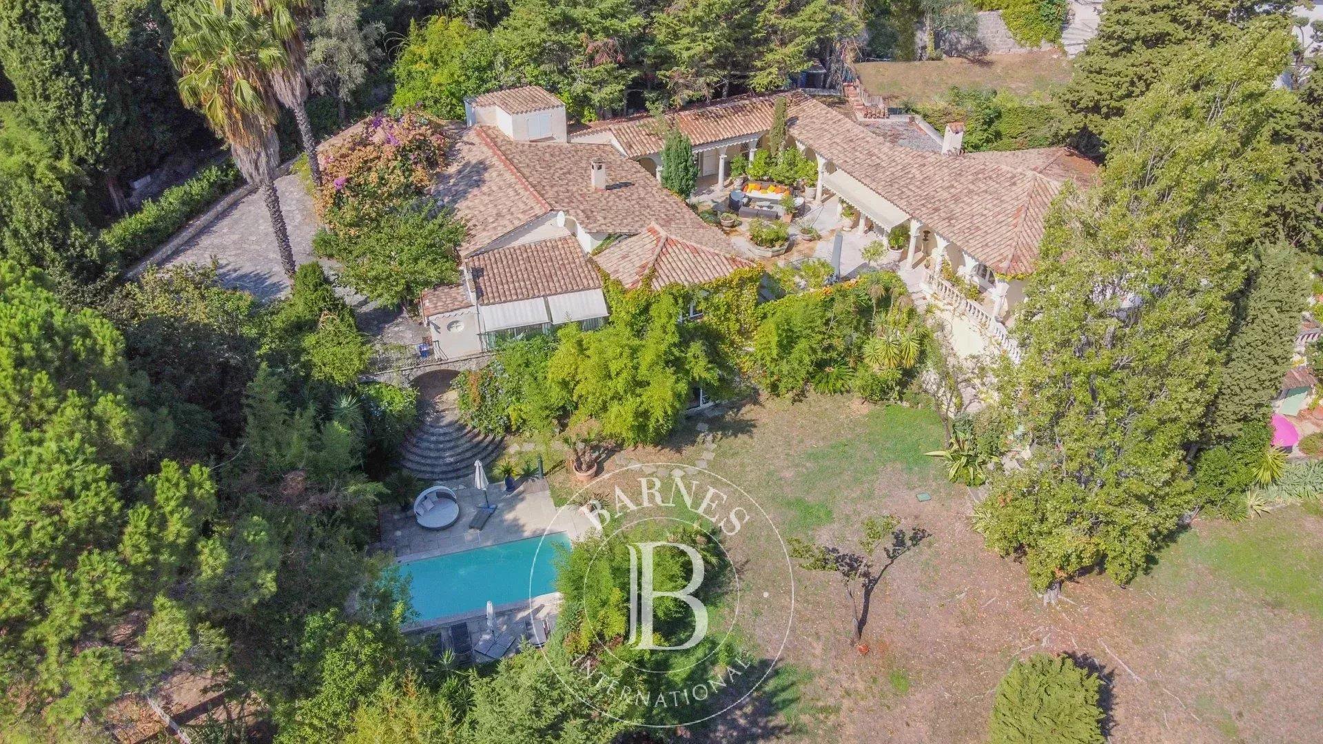 Maison à vendre, 319m², Grasse