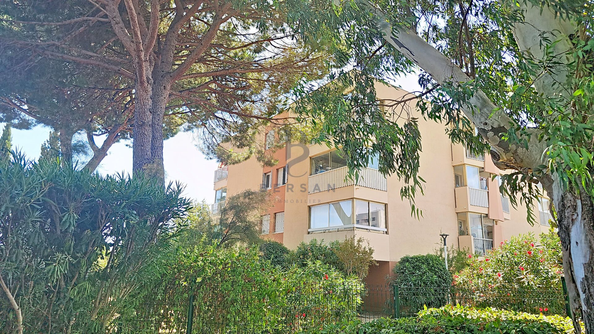 Appartement à vendre, 66m², Fréjus