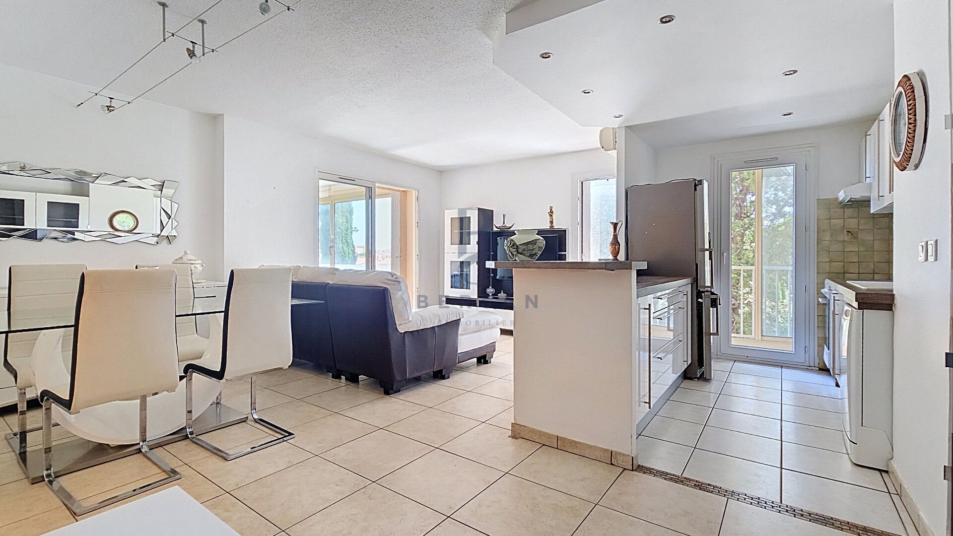 Appartement à vendre, 66m², Fréjus