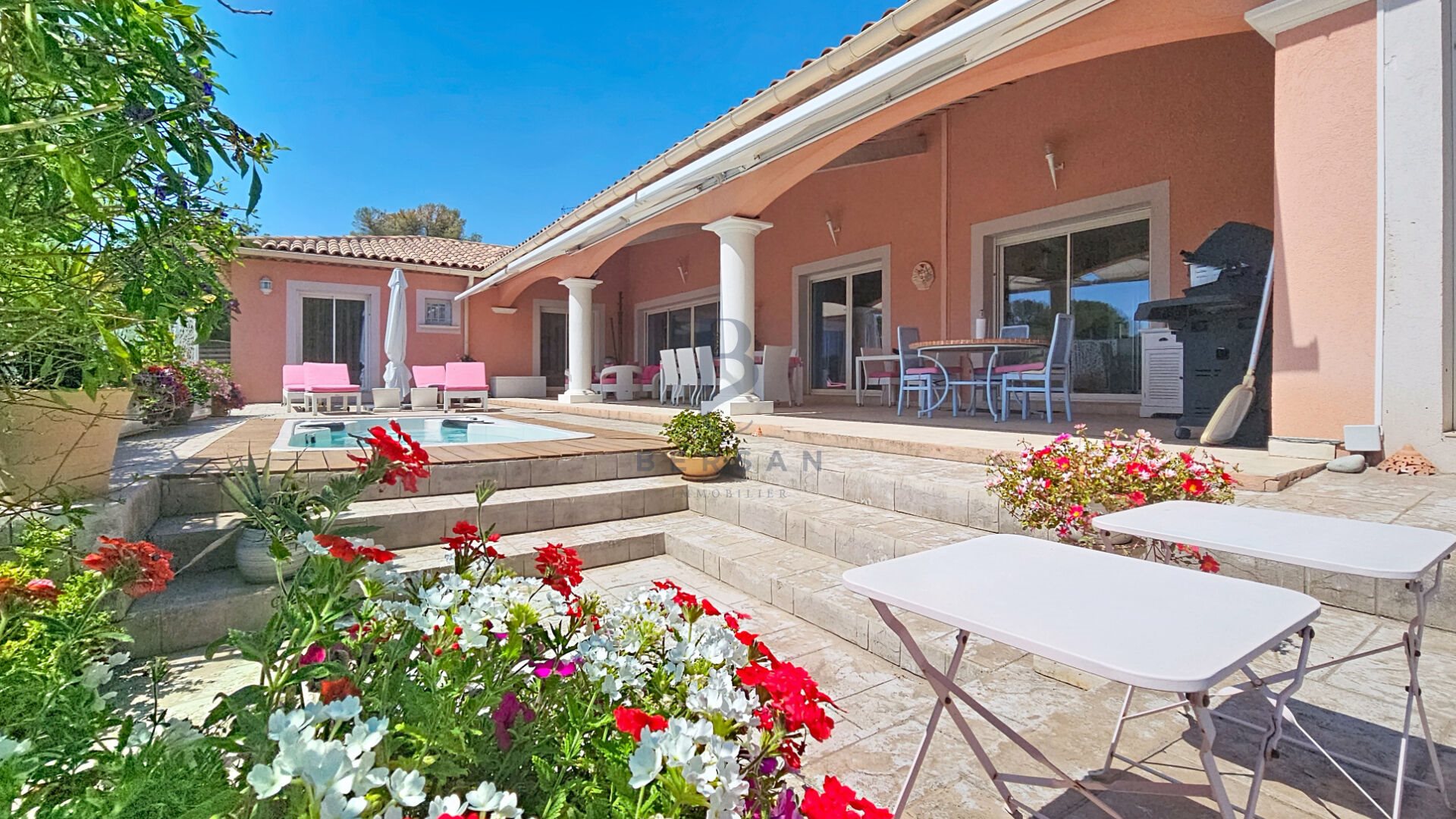 Maison à vendre, 310m², Fréjus