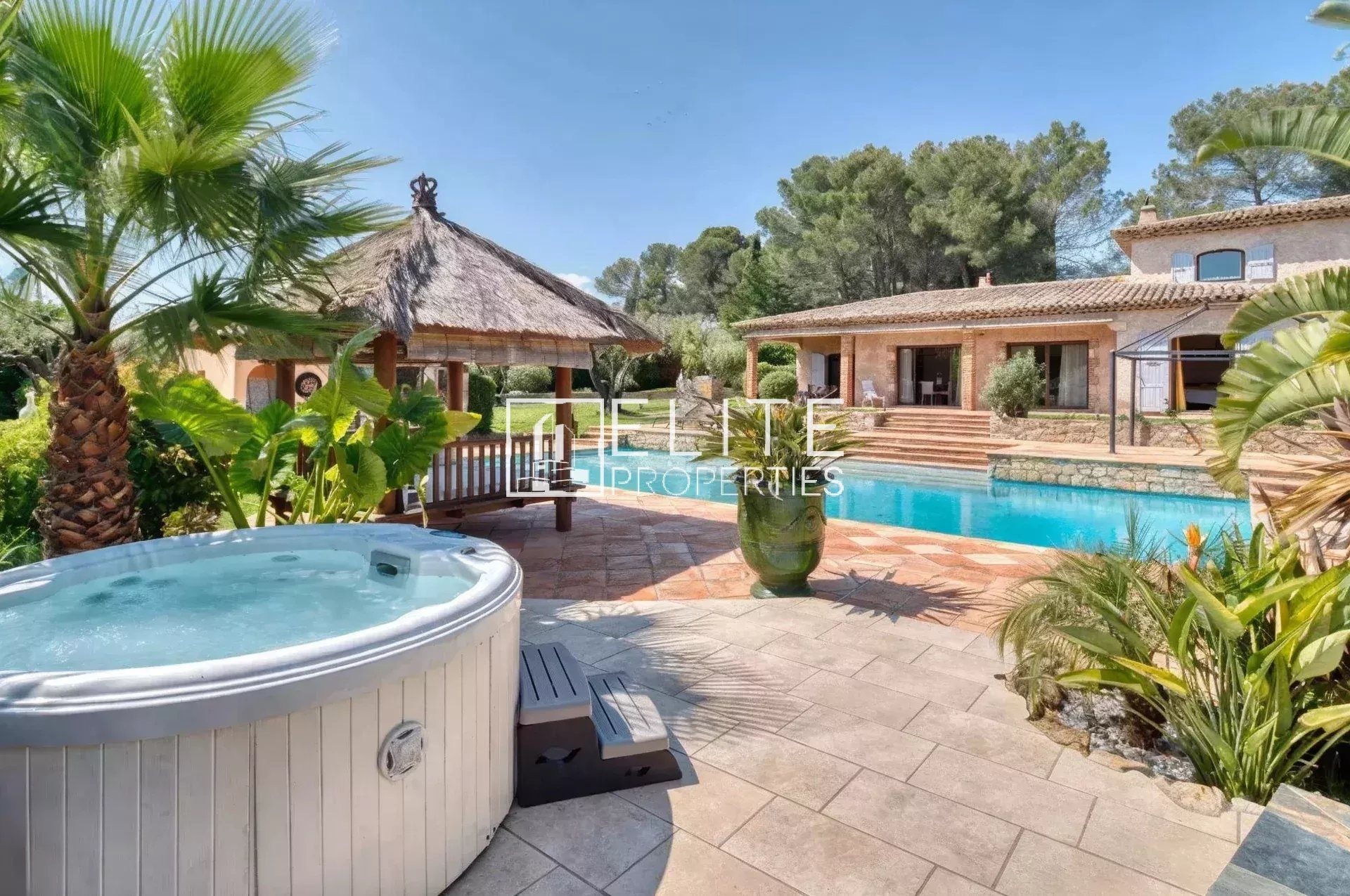 Maison à vendre, 278m², Mouans-Sartoux