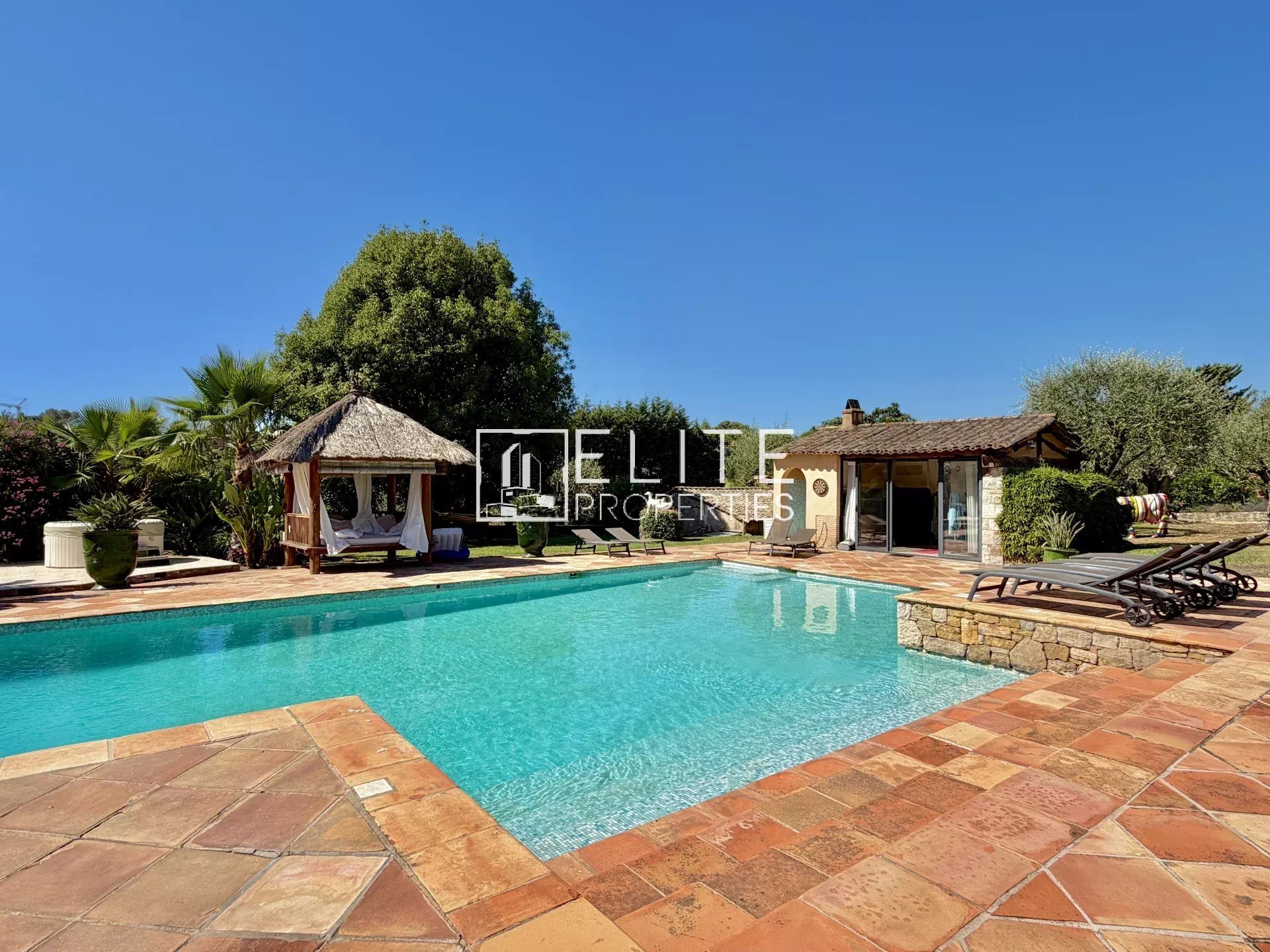 Maison à vendre, 278m², Mouans-Sartoux