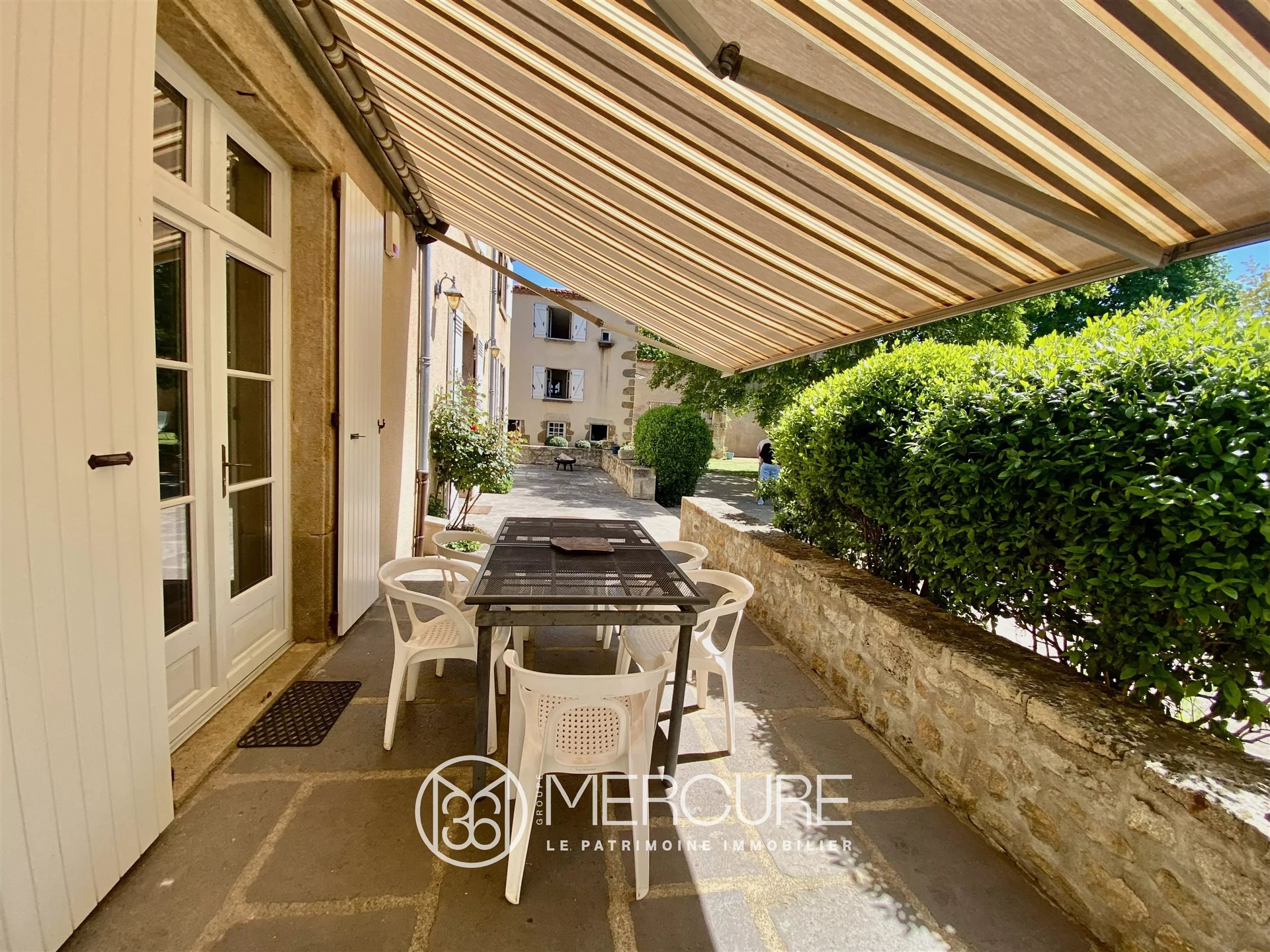 Maison à vendre, 280m², La Sauvetat