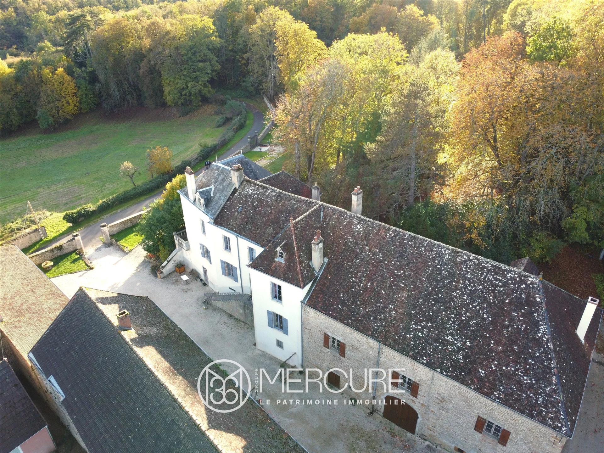 Maison à vendre, 380m², Mercurey