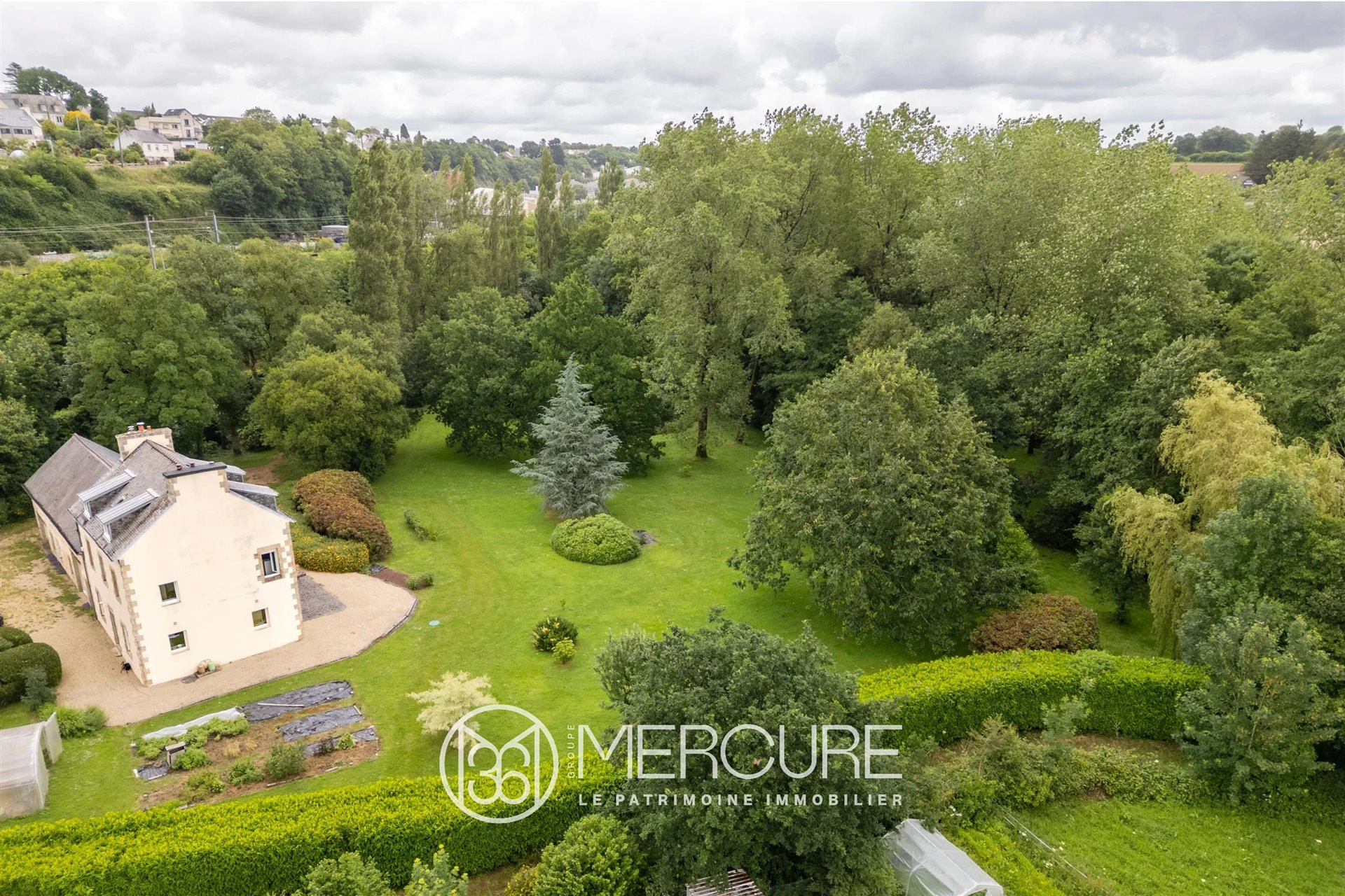 Maison à vendre, 223m², Landivisiau
