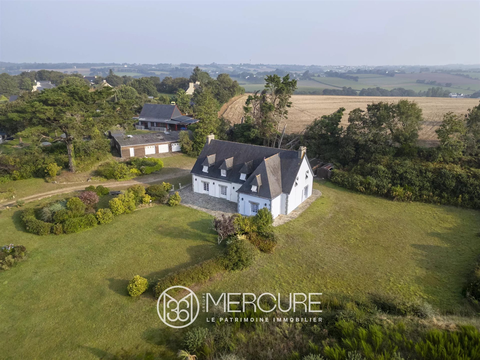 Maison à vendre, 265m², Confort-Meilars