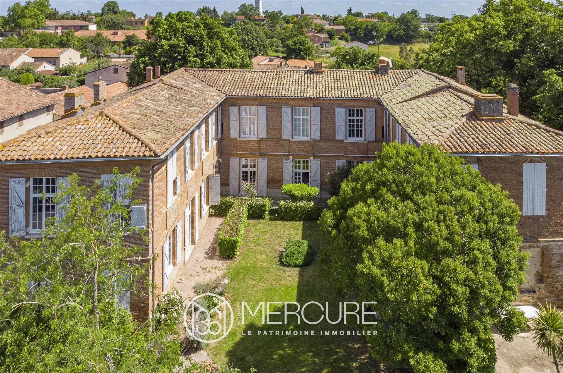Maison à vendre, 575m², Lanta