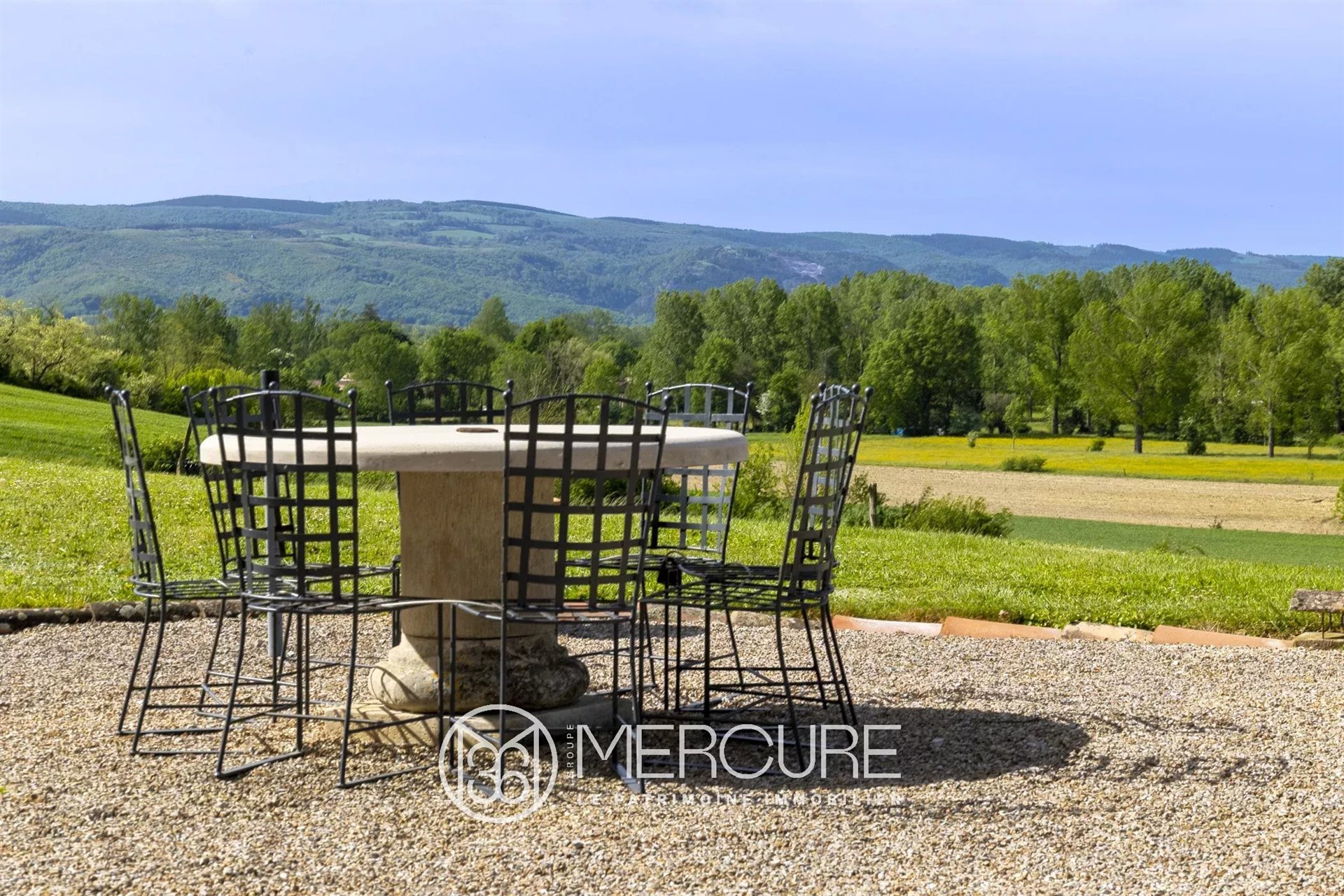 Maison à vendre, 246m², Viviers-lès-Montagnes