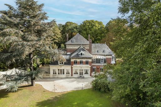 Maison 12 pièces 273 m² · à Corbehem · 273 m² · 925 000 €