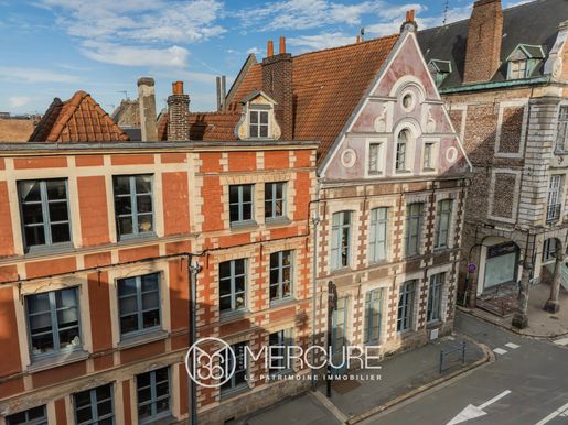 Maison 18 pièces 588 m² · à Arras · 588 m² · 1 100 000 €