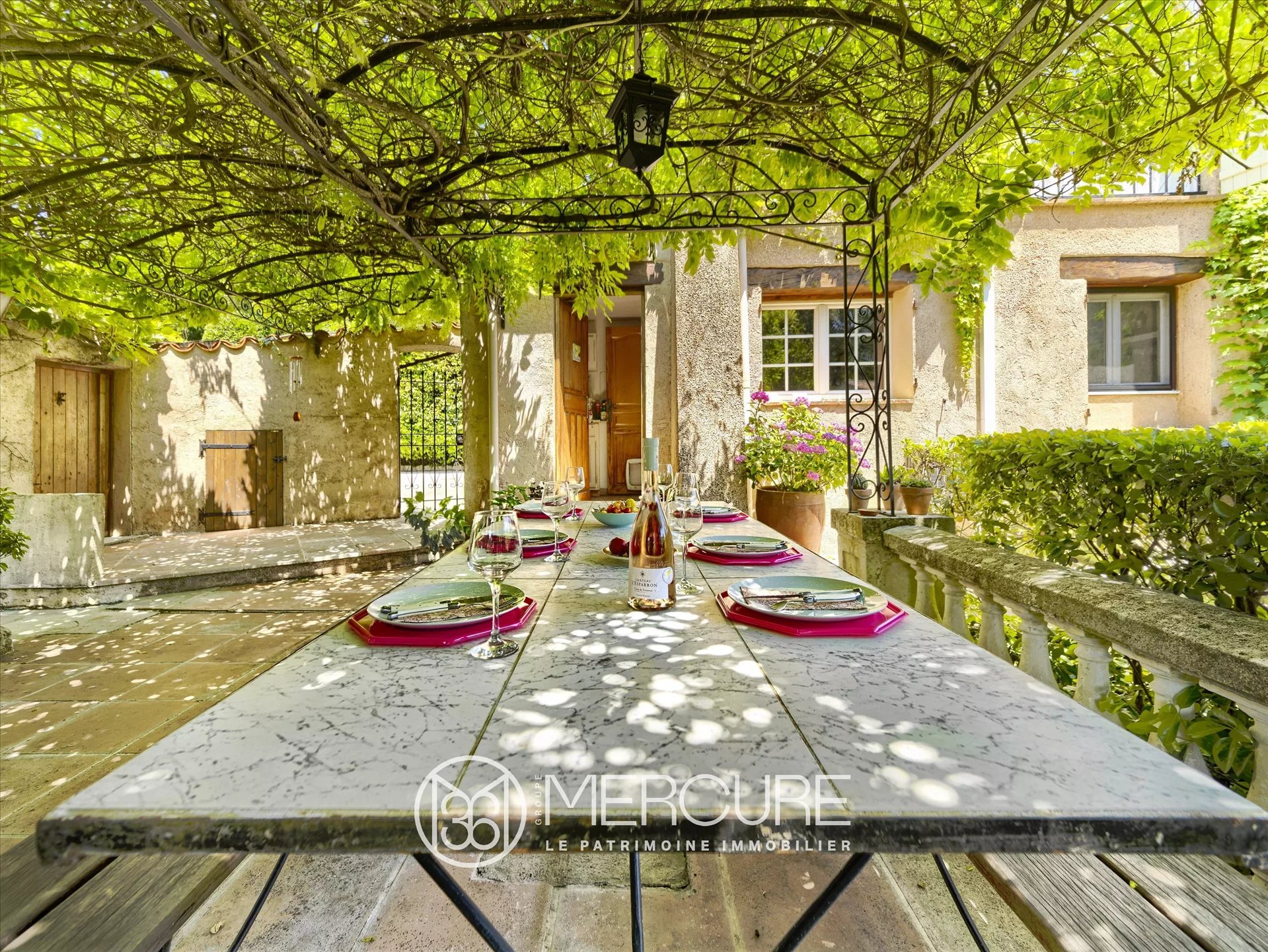 Maison à vendre, 256m², Tourrettes-sur-Loup