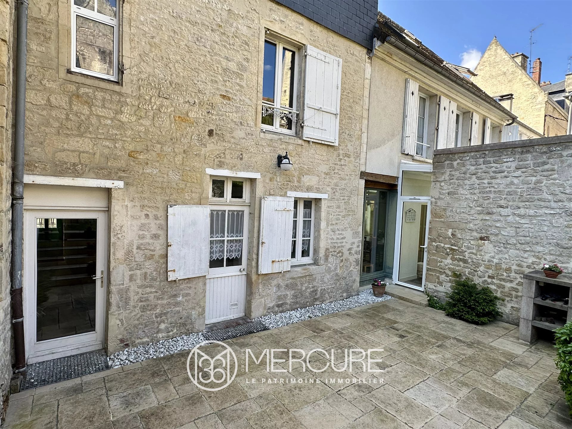 Maison à vendre, 298m², Caen