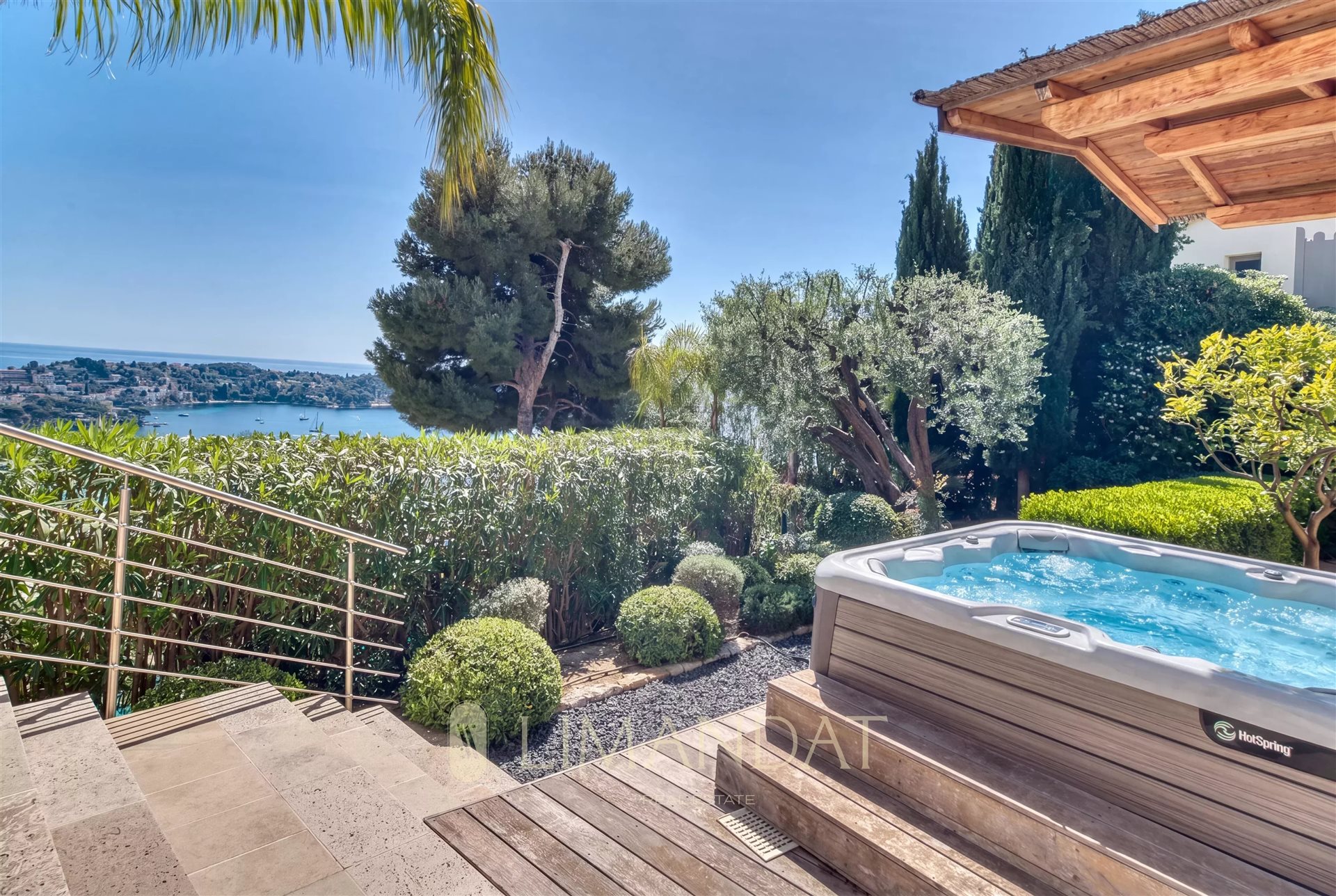 Maison à louer, 324m², Villefranche-sur-Mer