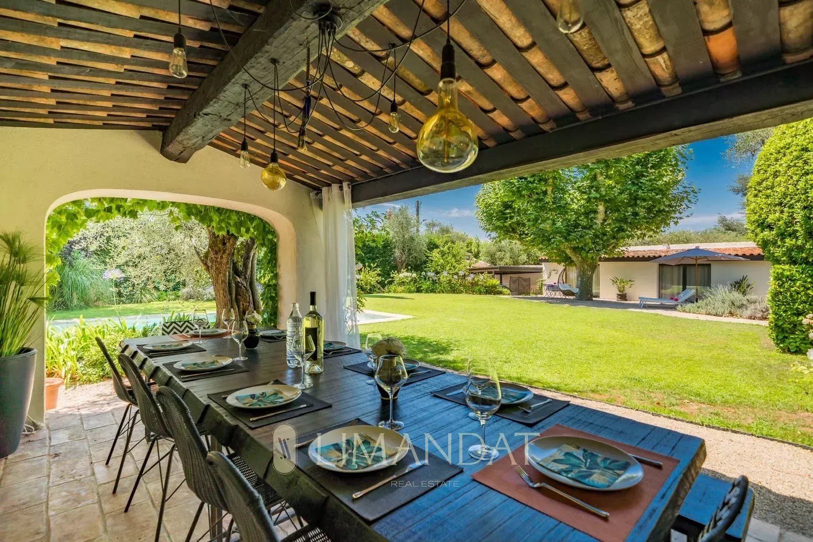 Maison à louer, 279m², Mougins