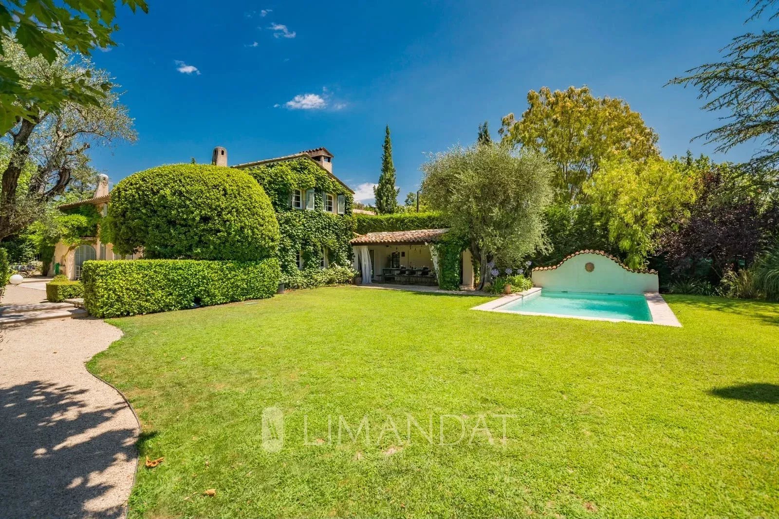 Maison à louer, 279m², Mougins