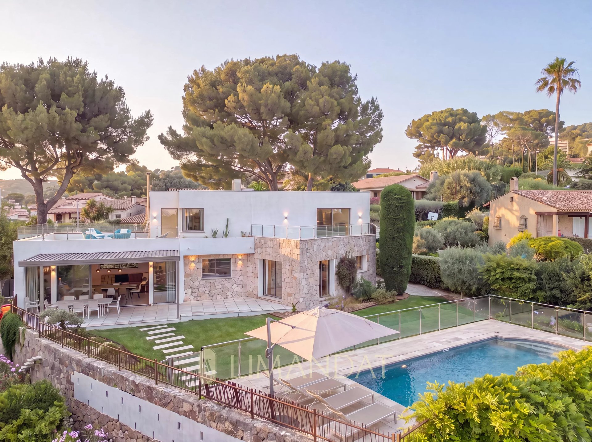 Maison à louer, 280m², Le Cannet