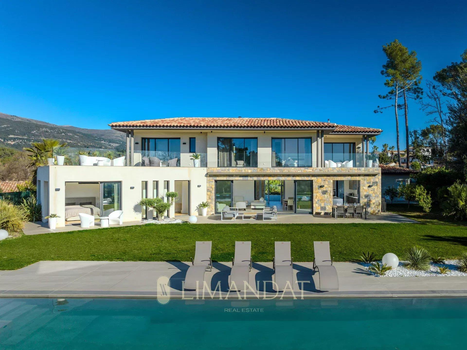 Maison à louer, 275m², Valbonne