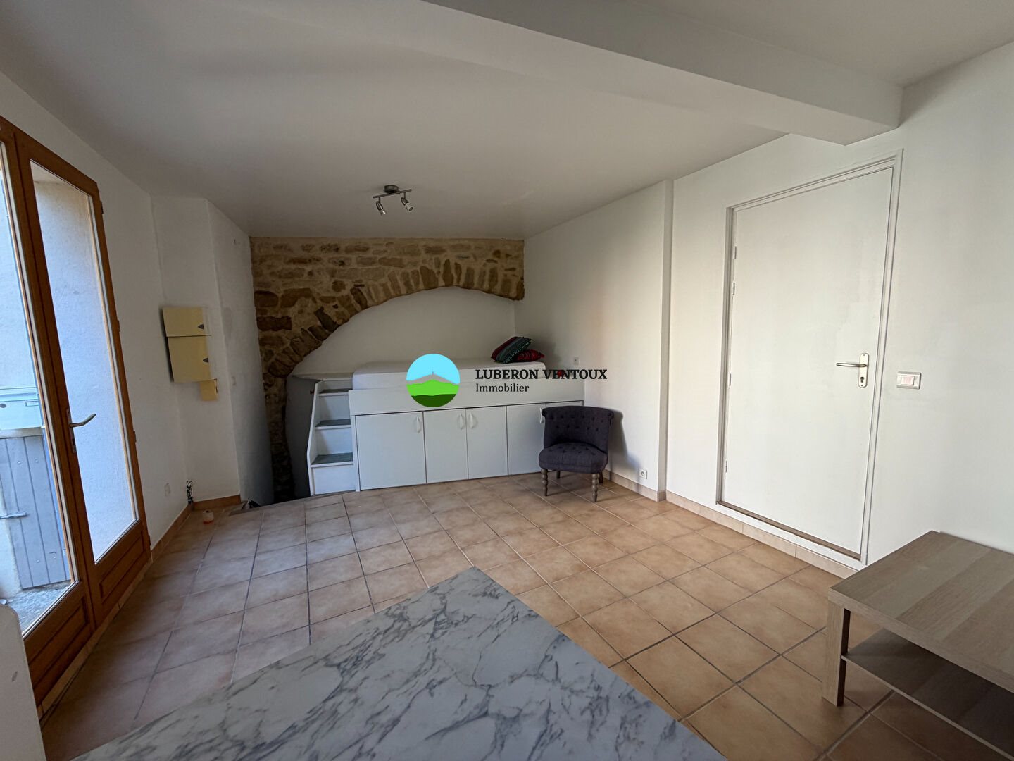 Appartement à louer, 23m², Caromb