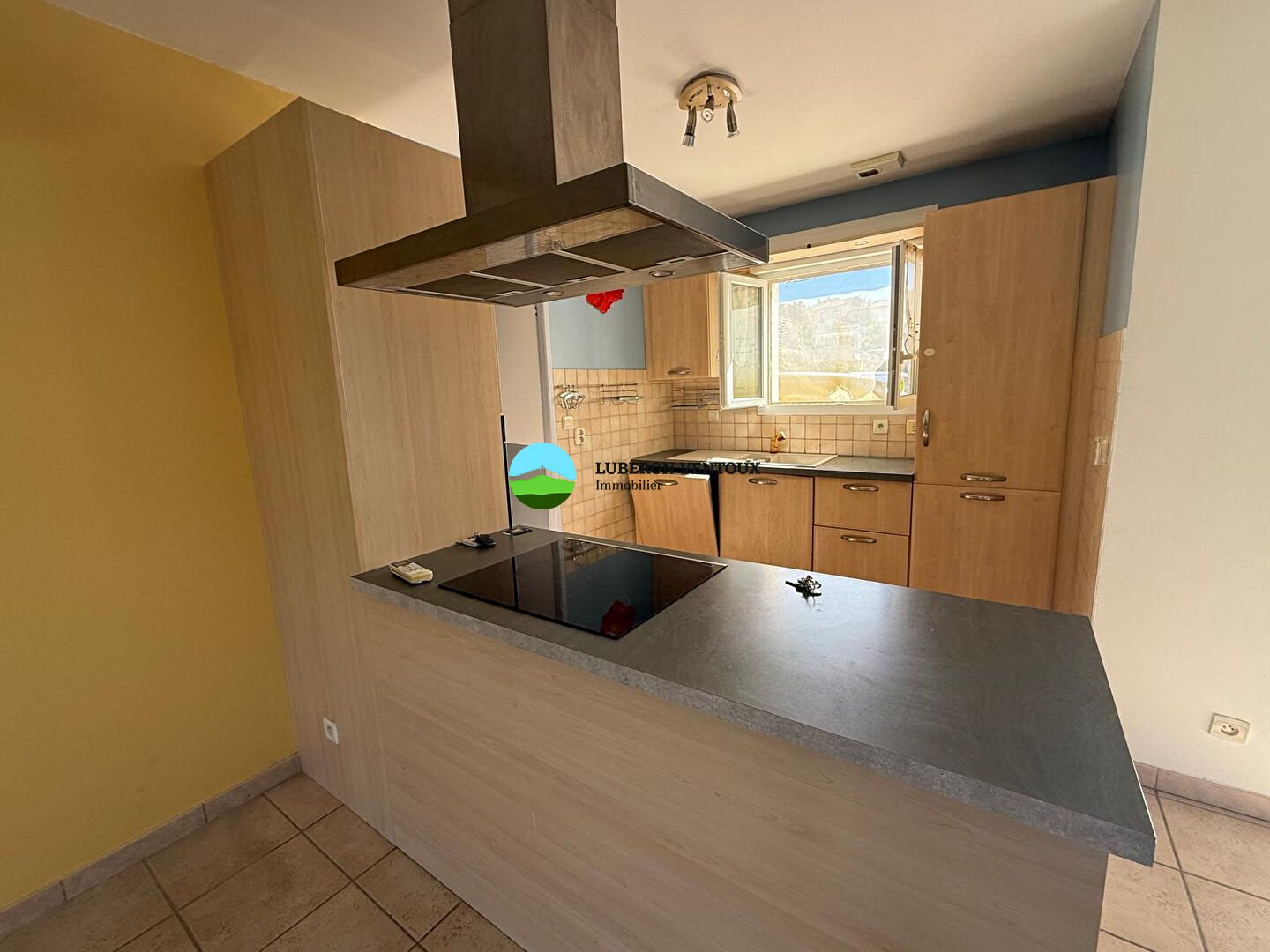 Maison à louer, 84m², Caromb