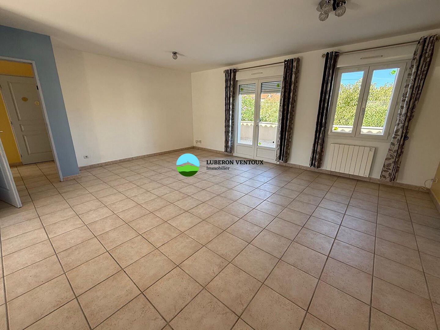 Maison à louer, 84m², Caromb