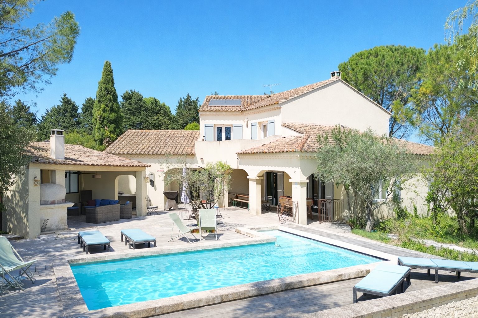 Maison à vendre, 245m², Althen-des-Paluds
