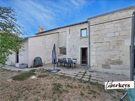 Maison 7 pièces 217 m² · à Neuillé · 217 m² · 320 000 €