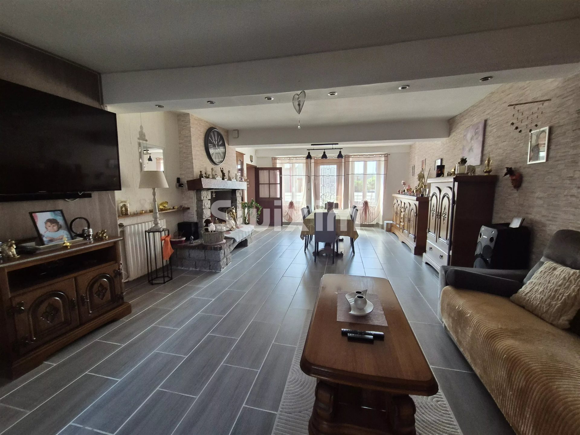 Maison à vendre, 205m², Saint-Péreuse