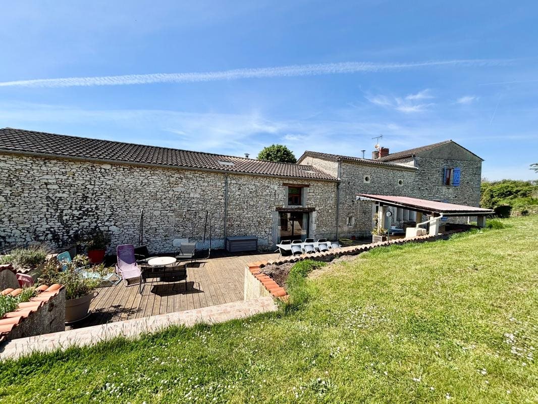 Maison à vendre, 364m², La Roquille