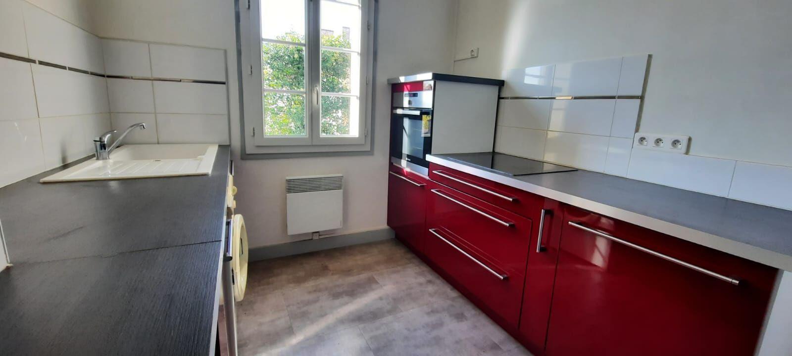 Appartement à louer, 70m², Mouleydier