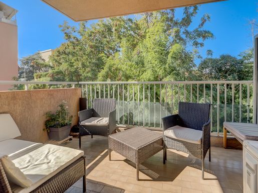 Appartement 2 pièces 51 m² · à Saint-Laurent-du-Var · 51 m² · 285 000 €