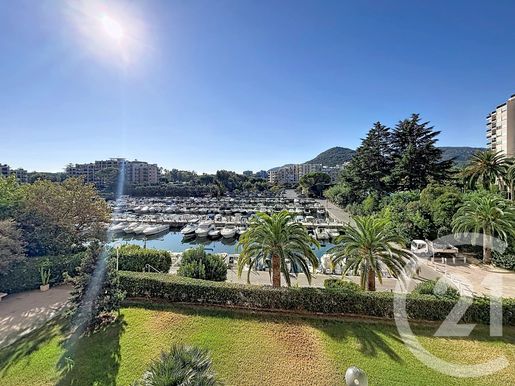 Appartement 5 pièces 101 m² · à Mandelieu-la-Napoule · 101 m² · 537 000 €
