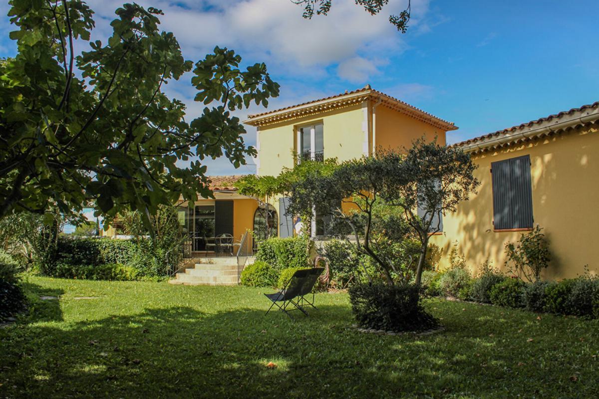 Maison à vendre, 190m², Althen-des-Paluds
