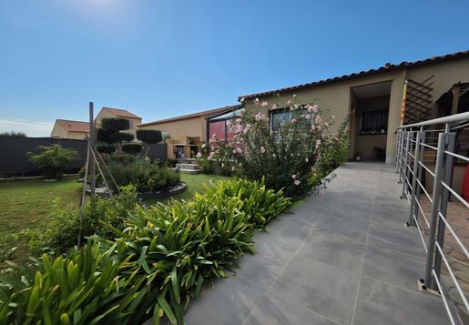 Maison 4 pièces 104 m² · à Saint-Hippolyte · 104 m² · 318 000 €