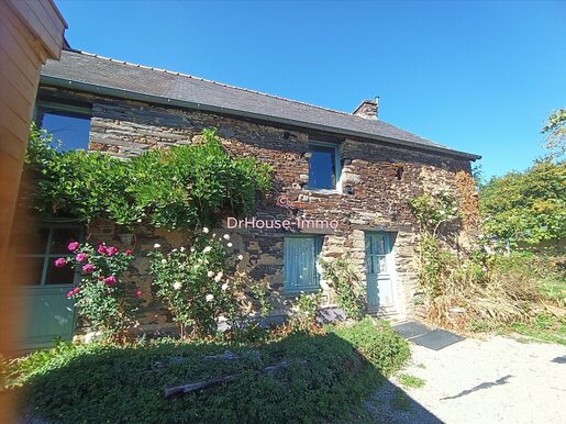 Maison 6 pièces 187 m² · à Loyat · 187 m² · 253 900 €